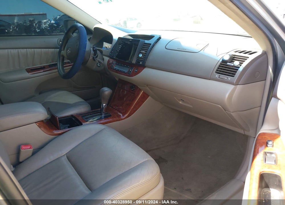 2005 TOYOTA CAMRY XLE VIN: 4T1BE30K75U622457