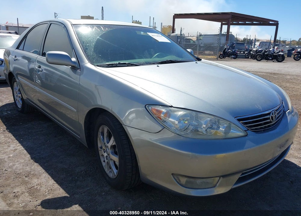 2005 TOYOTA CAMRY XLE VIN: 4T1BE30K75U622457