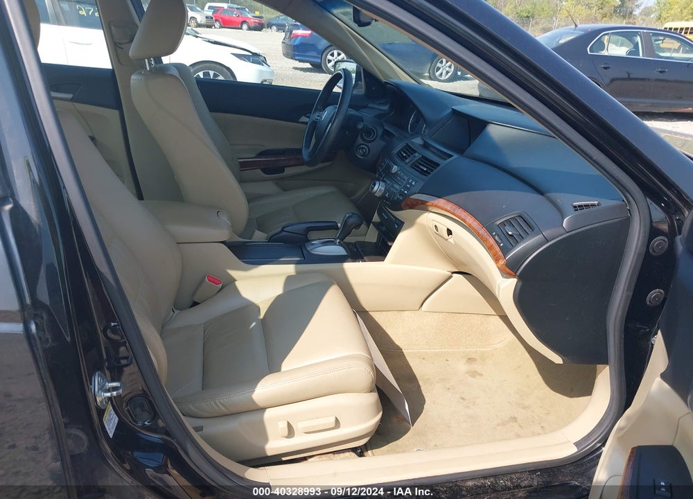 2011 HONDA ACCORD 3.5 EX-L VIN: 1HGCP3F88BA026416