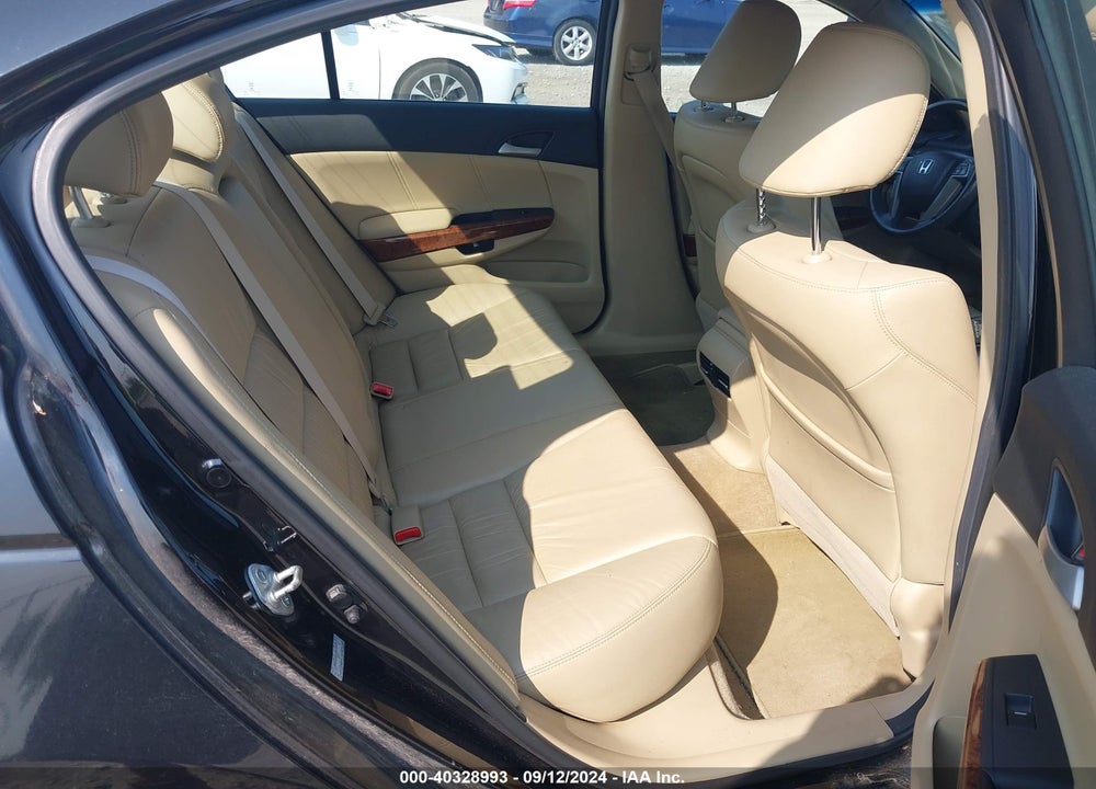 2011 HONDA ACCORD 3.5 EX-L VIN: 1HGCP3F88BA026416