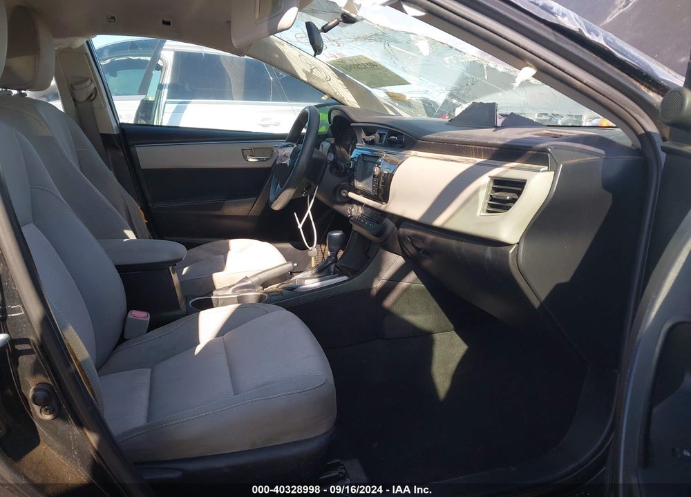 2015 TOYOTA COROLLA LE VIN: 5YFBURHE9FP203257