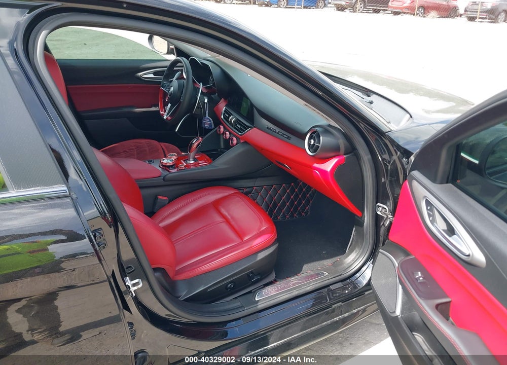 2017 ALFA ROMEO GIULIA AWD VIN: ZARFAEDN0H7550026