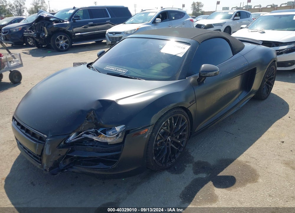 2011 AUDI R8 5.2 VIN: WUAVNAFG7BN000135