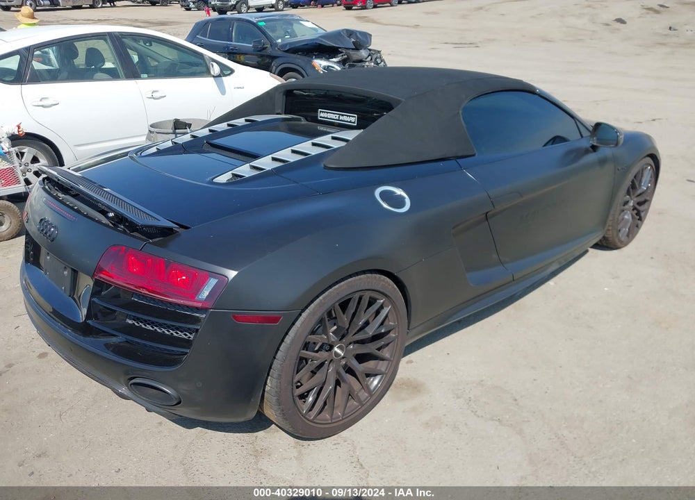 2011 AUDI R8 5.2 VIN: WUAVNAFG7BN000135