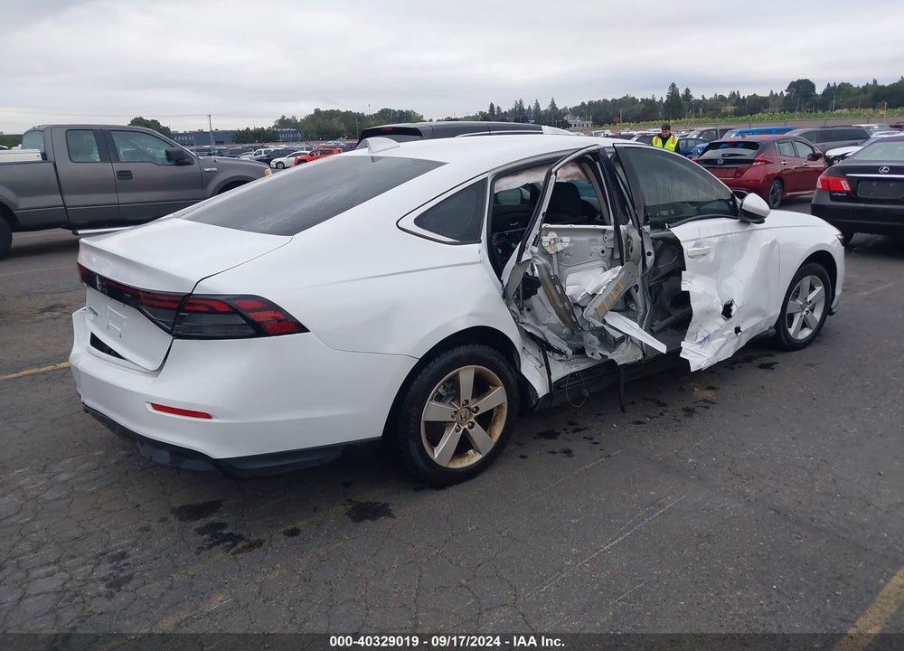 2024 HONDA ACCORD EX VIN: 1HGCY1F34RA007460