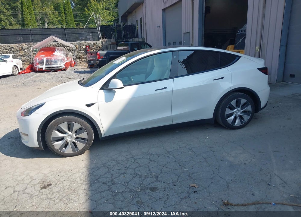 2021 TESLA MODEL Y LONG RANGE DUAL MOTOR ALL-WHEEL DRIVE VIN: 5YJYGDEE4MF069176