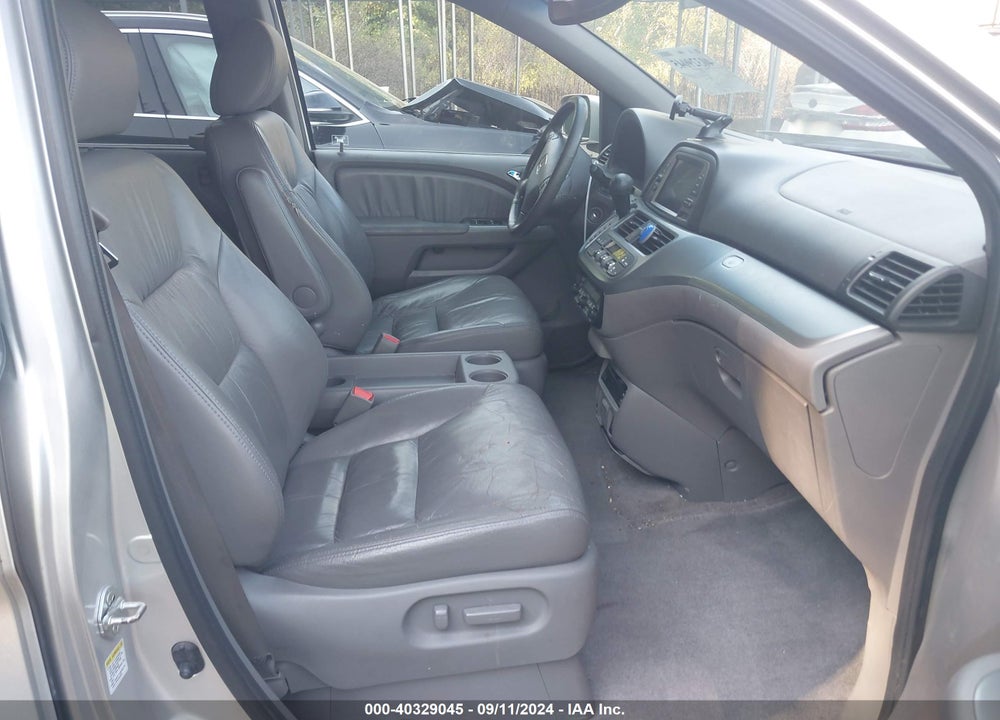 2008 HONDA ODYSSEY EX-L VIN: 5FNRL38728B051871