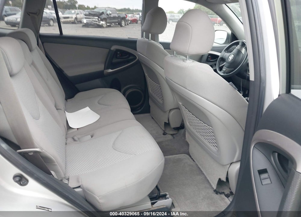 2007 TOYOTA RAV4 LIMITED VIN: JTMBD31V476045975