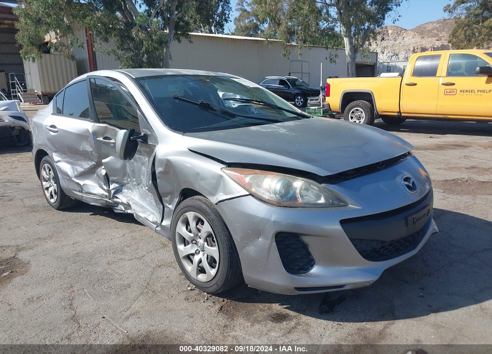 2013 MAZDA 3 I SPORT VIN: JM1BL1UPXD1768453