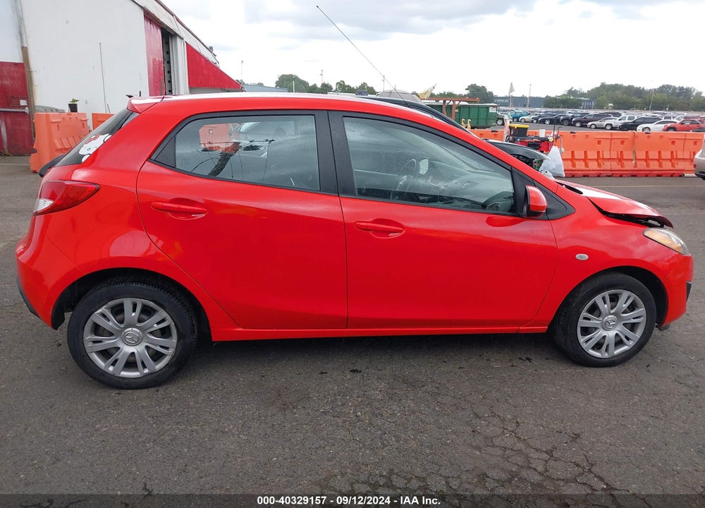 2014 MAZDA 2 SPORT VIN: JM1DE1KZXE0184858