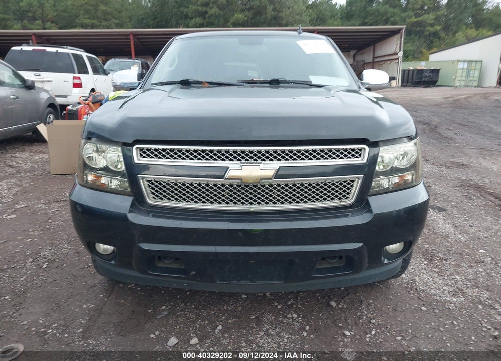 2011 CHEVROLET TAHOE LT VIN: 1GNSKBE05BR319696