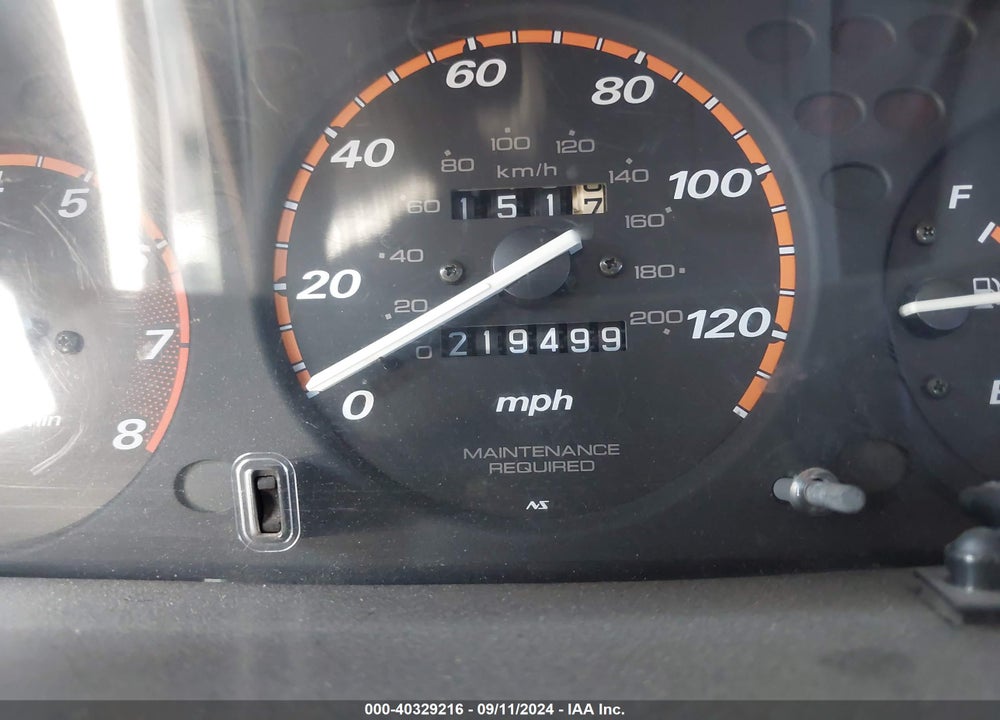 1998 HONDA CR-V VIN: JHLRD1767WC070214