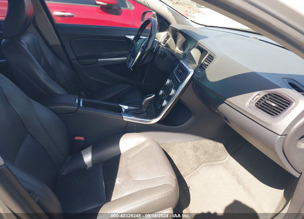 2015 VOLVO S60 T5 PREMIER VIN: YV126MFK1F2361459