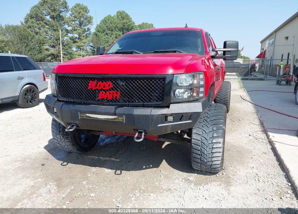 2011 CHEVROLET SILVERADO 1500 LT VIN: 3GCPKSE30BG220311