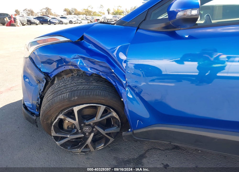 2019 TOYOTA C-HR XLE VIN: JTNKHMBX0K1051882