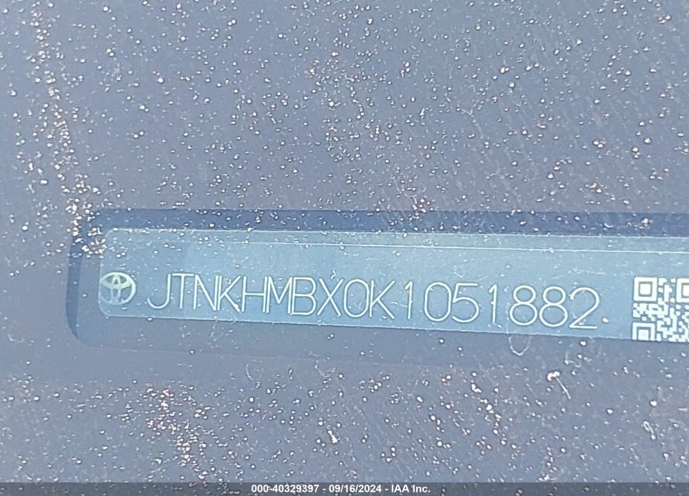 2019 TOYOTA C-HR XLE VIN: JTNKHMBX0K1051882