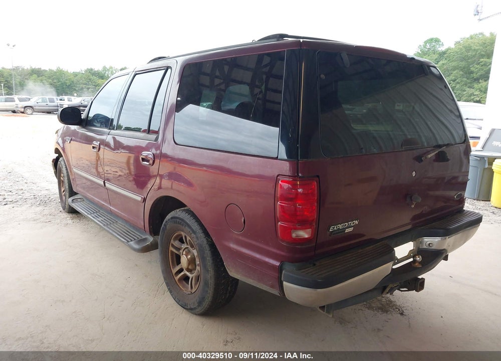 2000 FORD EXPEDITION XLT VIN: 1FMRU15L7YLB15429