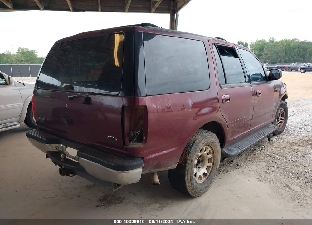 2000 FORD EXPEDITION XLT VIN: 1FMRU15L7YLB15429