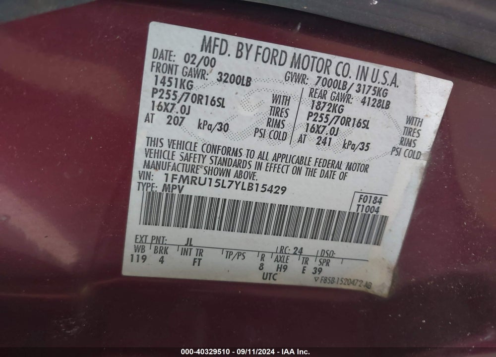 2000 FORD EXPEDITION XLT VIN: 1FMRU15L7YLB15429
