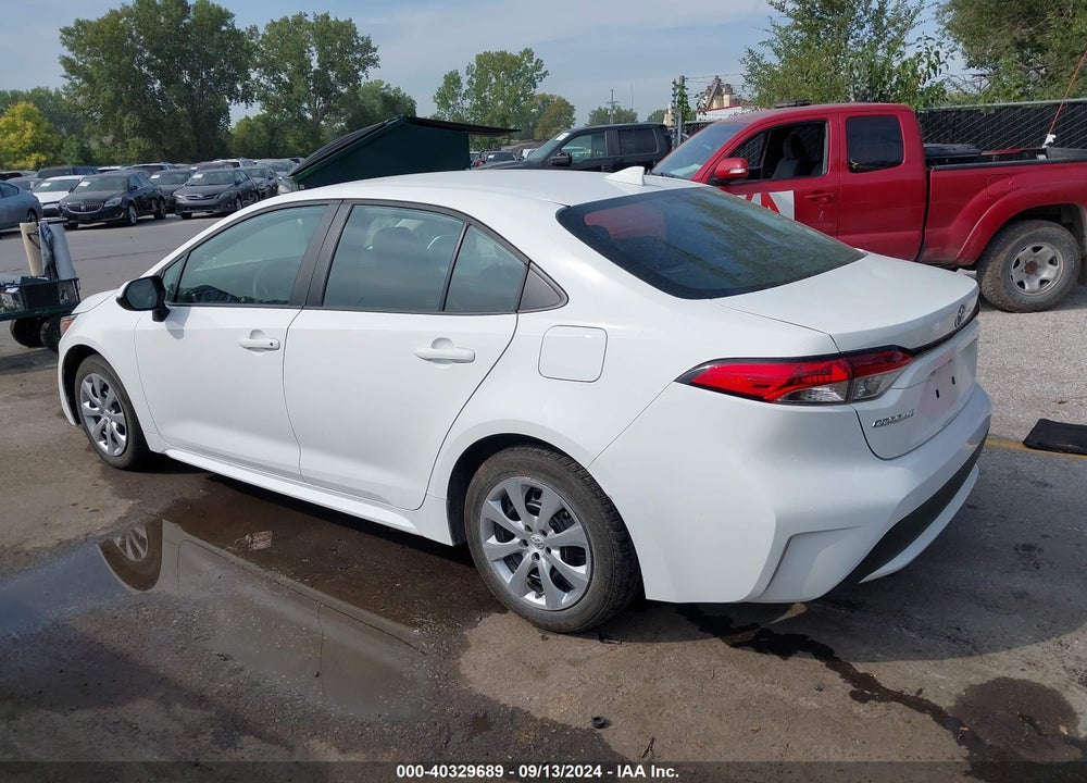 2022 TOYOTA COROLLA LE VIN: 5YFEPMAE5NP319846