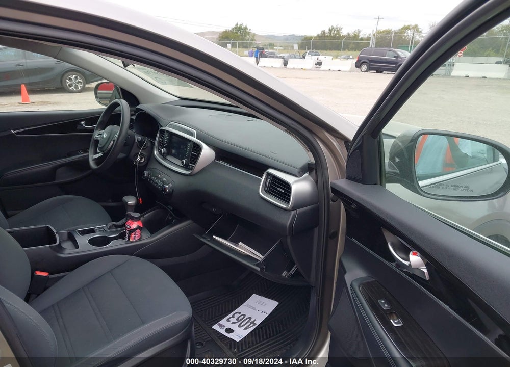 2019 KIA SORENTO 2.4L L VIN: 5XYPG4A33KG546735