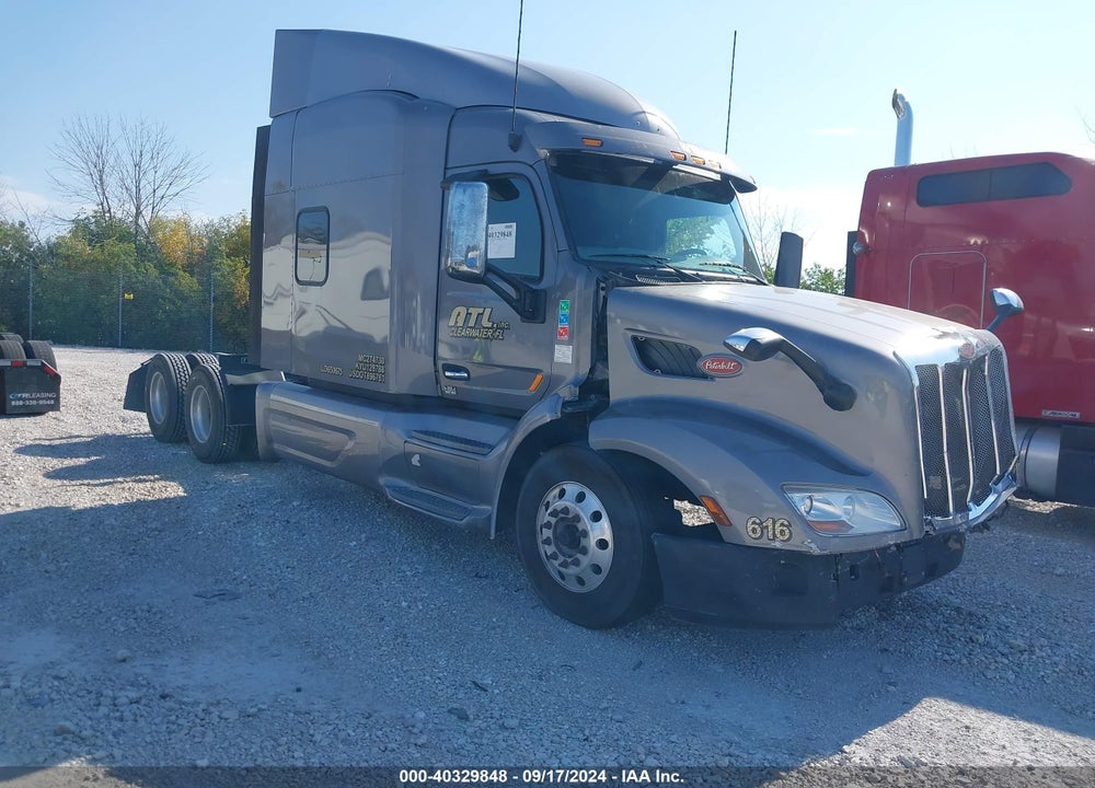 2020 PETERBILT 579 VIN: 1XPBDP9X2LD650675
