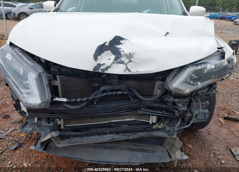2017 NISSAN ROGUE S VIN: 5N1AT2MVXHC823876