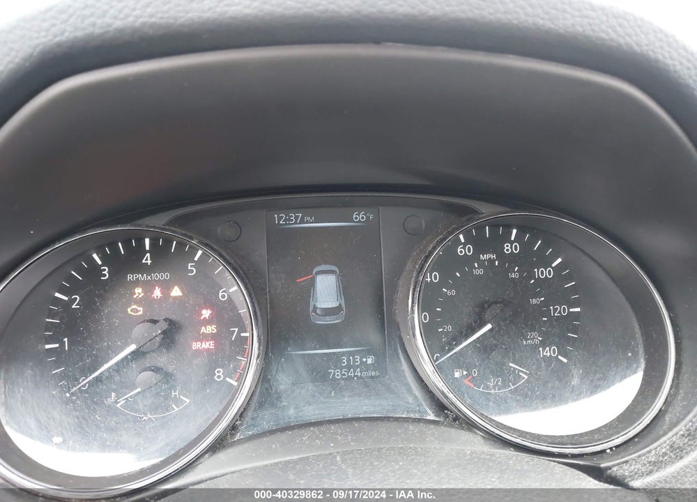 2017 NISSAN ROGUE S VIN: 5N1AT2MVXHC823876