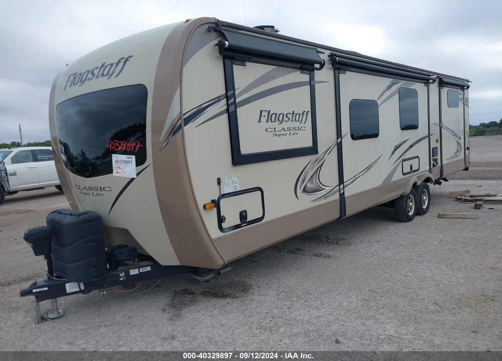 2018 FLAGSTAFF FOREST RIVER VIN: 4X4TFLH21J1881218