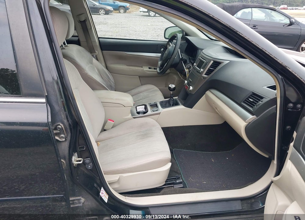 2014 SUBARU OUTBACK 2.5I PREMIUM VIN: 4S4BRCCC5E1273678