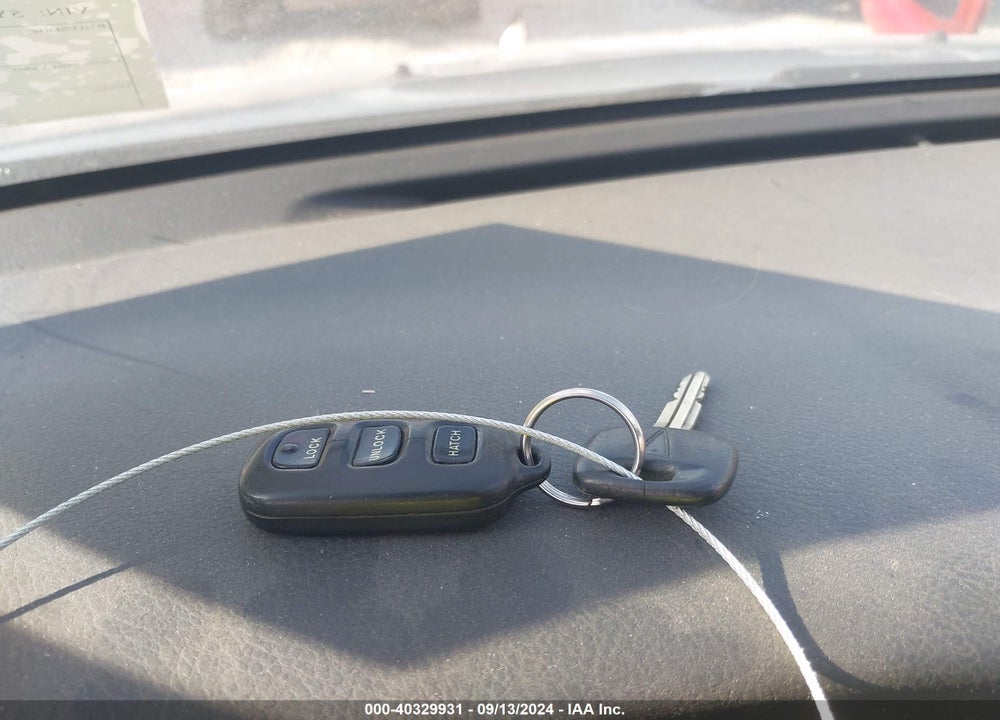 2004 PONTIAC VIBE VIN: 5Y2SM648X4Z457142