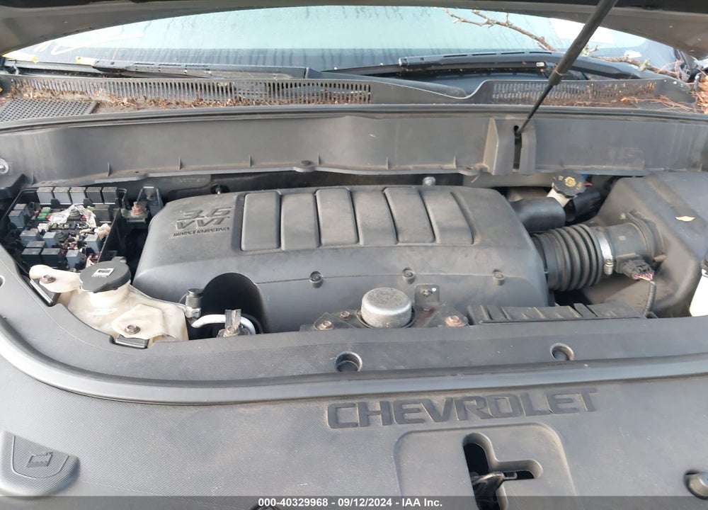 2011 CHEVROLET TRAVERSE LS VIN: 1GNKREED4BJ170583