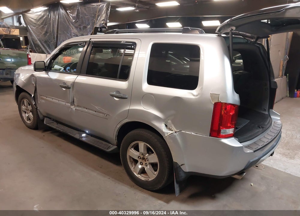 2010 HONDA PILOT EX-L VIN: 5FNYF4H5XAB025743