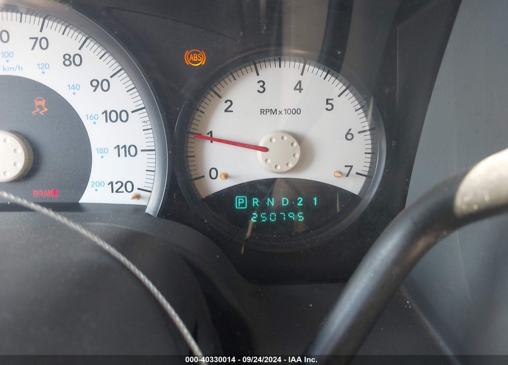 2007 DODGE DURANGO SXT VIN: 1D8HD38K17F502359