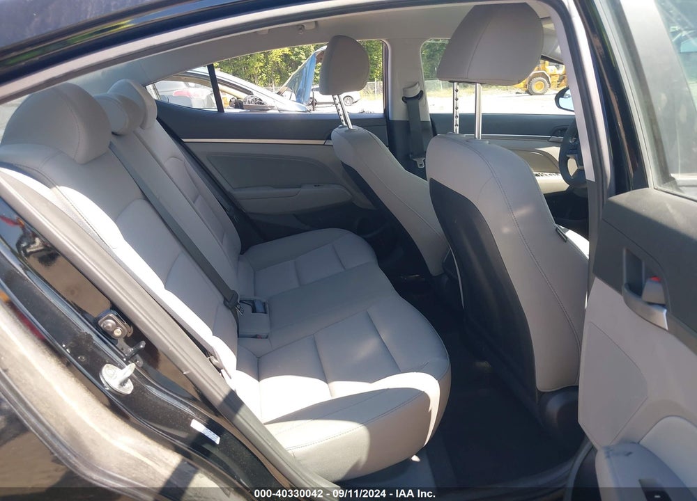 2017 HYUNDAI ELANTRA SE VIN: KMHD84LF9HU174666