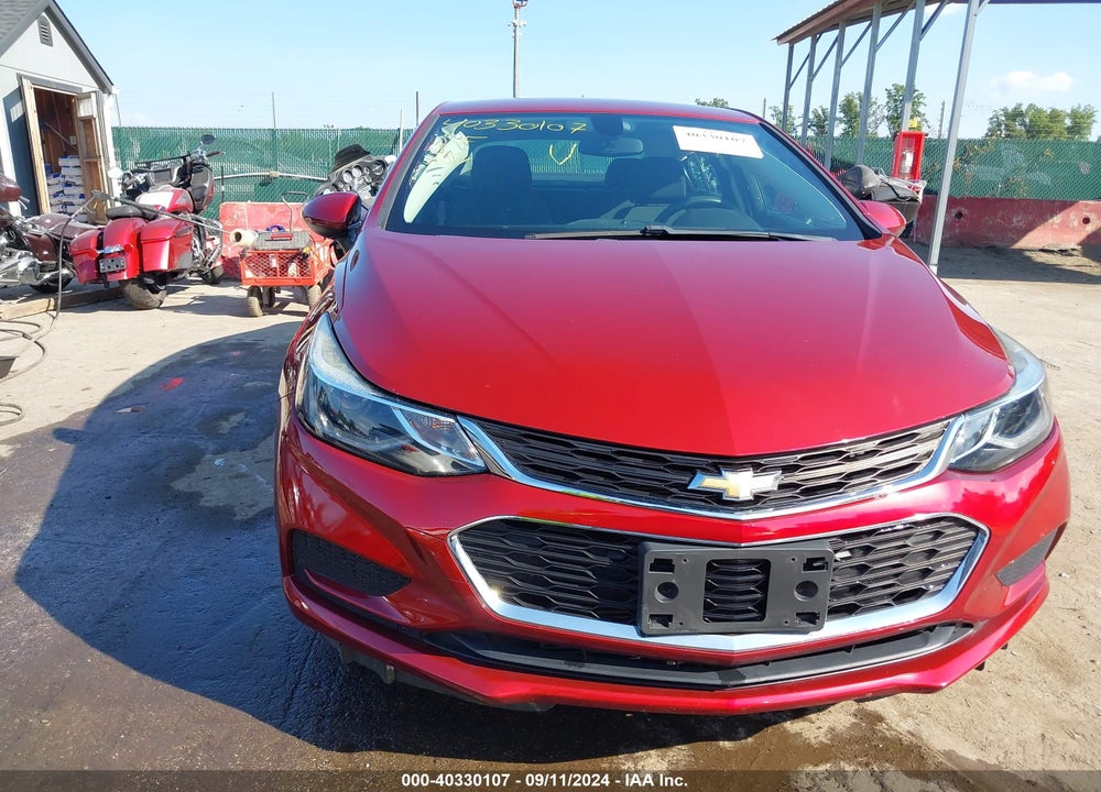 2018 CHEVROLET CRUZE LT AUTO VIN: 1G1BE5SM1J7207571