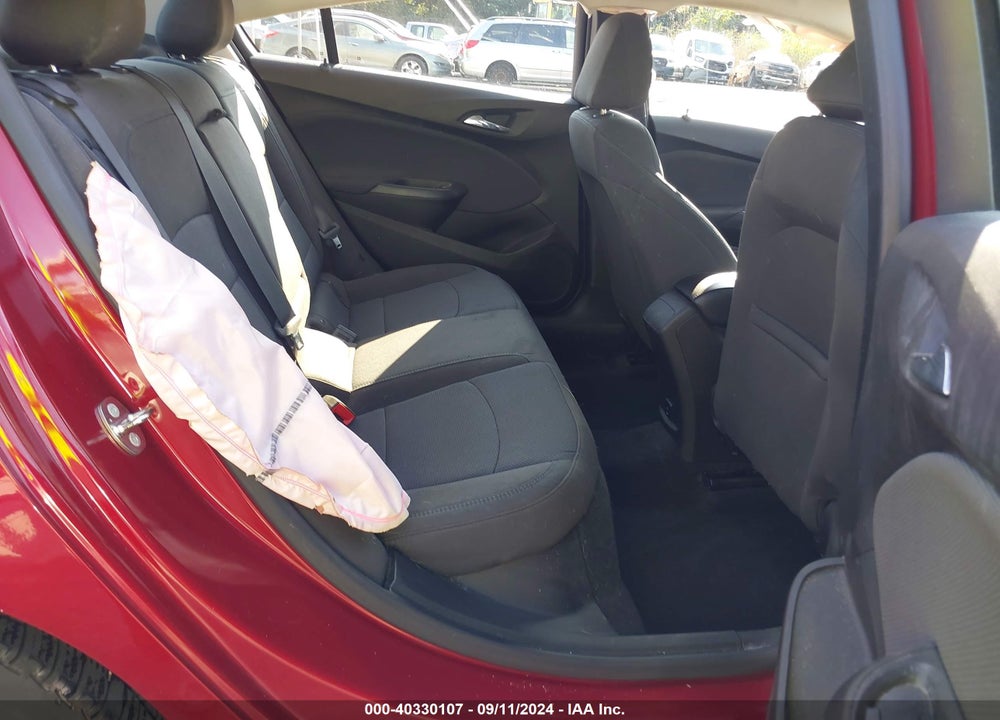 2018 CHEVROLET CRUZE LT AUTO VIN: 1G1BE5SM1J7207571