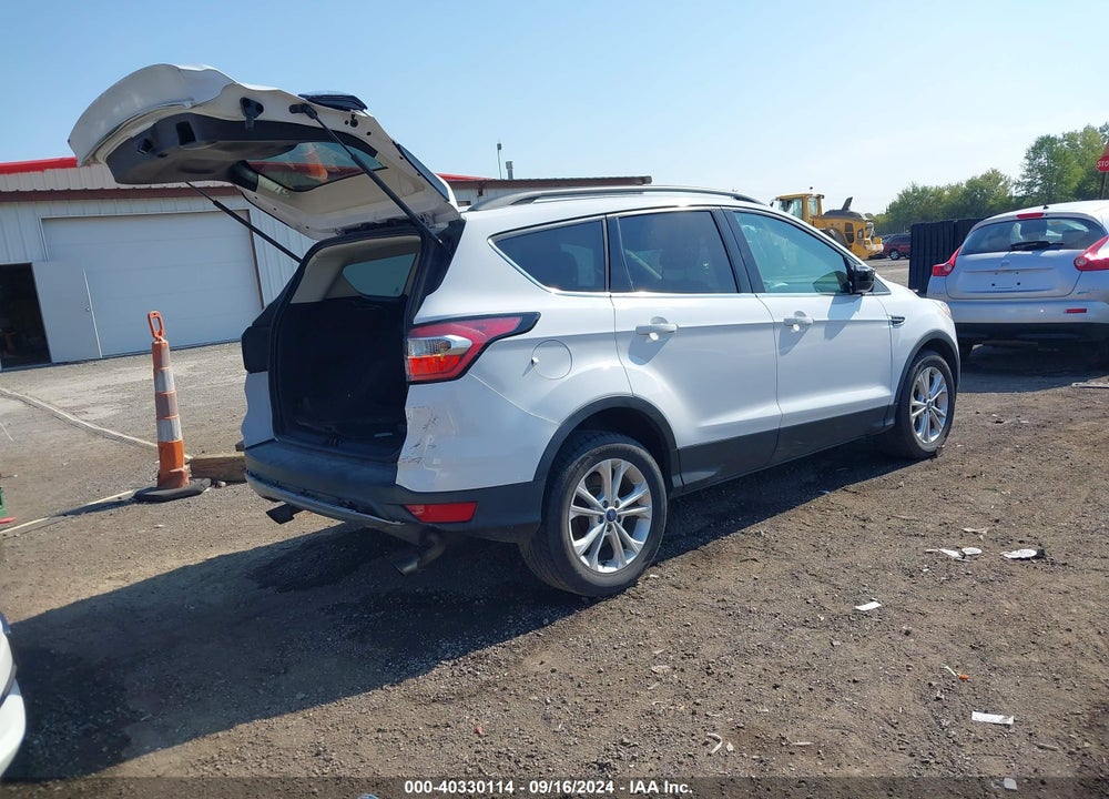 2018 FORD ESCAPE SE VIN: 1FMCU0GD5JUA11351