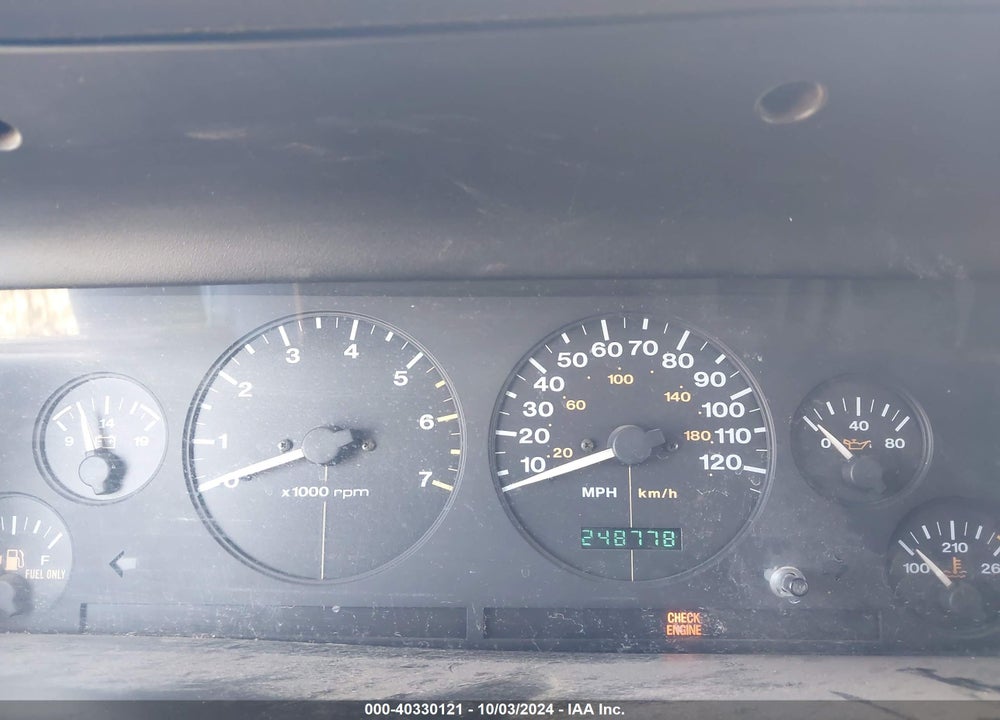 1998 JEEP GRAND CHEROKEE LAREDO VIN: 1J4GZ58S3WC237543