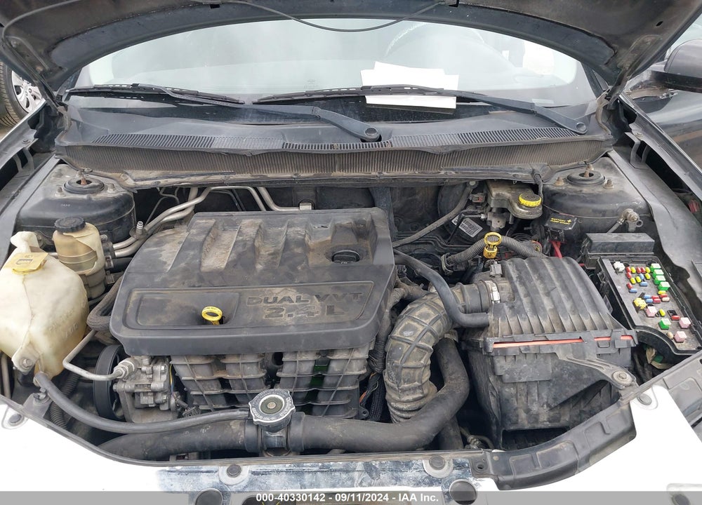 2010 CHRYSLER SEBRING TOURING VIN: 1C3CC4FB8AN172161