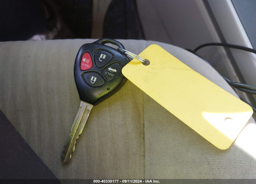 2010 TOYOTA COROLLA LE VIN: 2T1BU4EE1AC252839