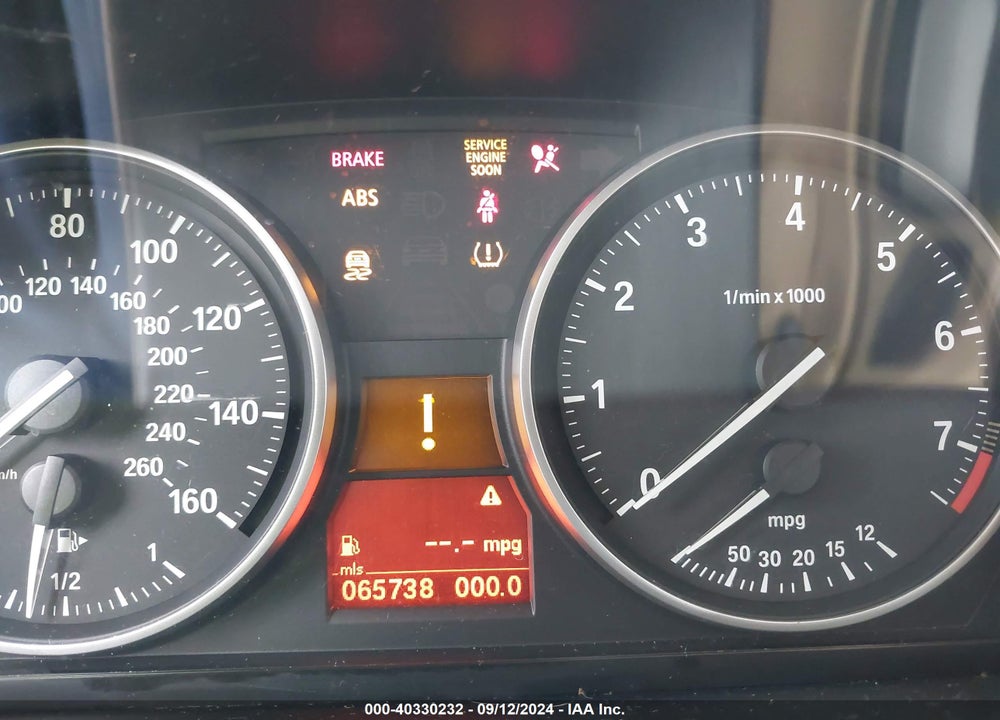 2014 BMW X1 XDRIVE28I VIN: WBAVL1C57EVY12879