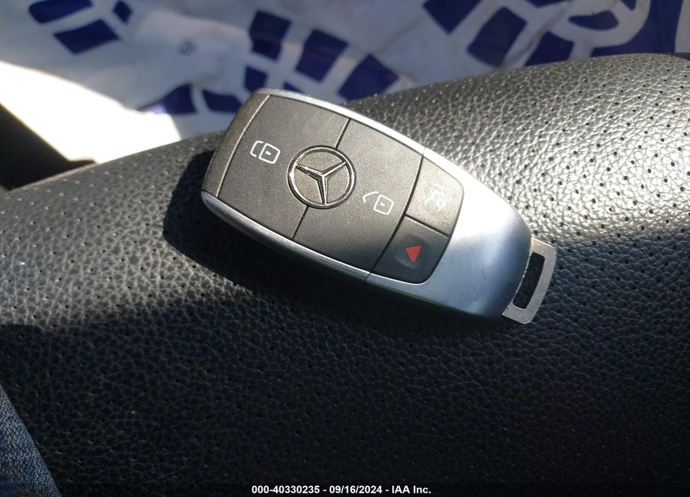 2020 MERCEDES-BENZ C 300 4MATIC VIN: WDDWF8EBXLR561880