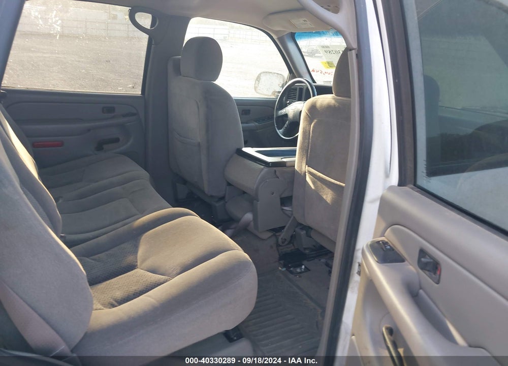 2006 CHEVROLET TAHOE LS VIN: 1GNEC13Z26R107687