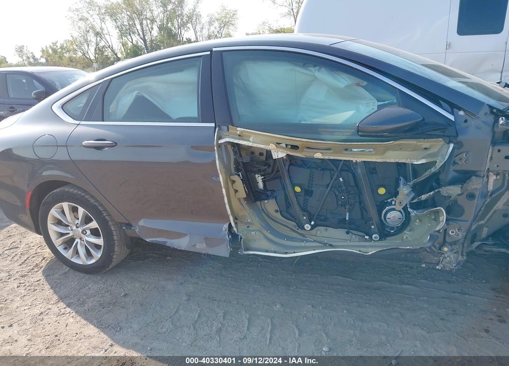2015 CHRYSLER 200 C VIN: 1C3CCCCG2FN582178