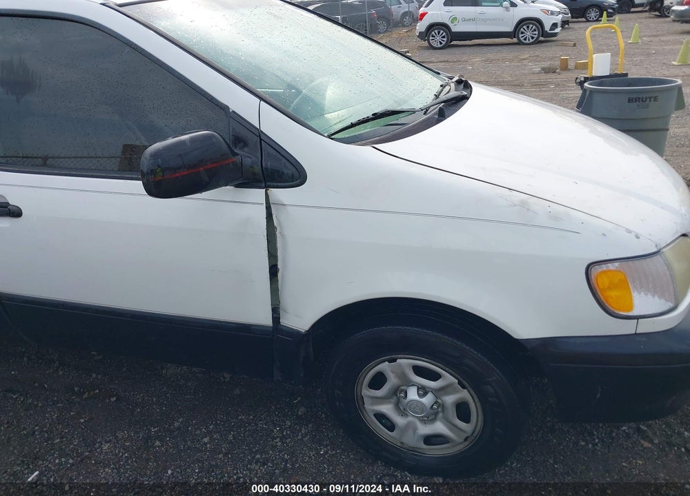 2001 TOYOTA SIENNA LE VIN: 4T3ZF13C51U386056