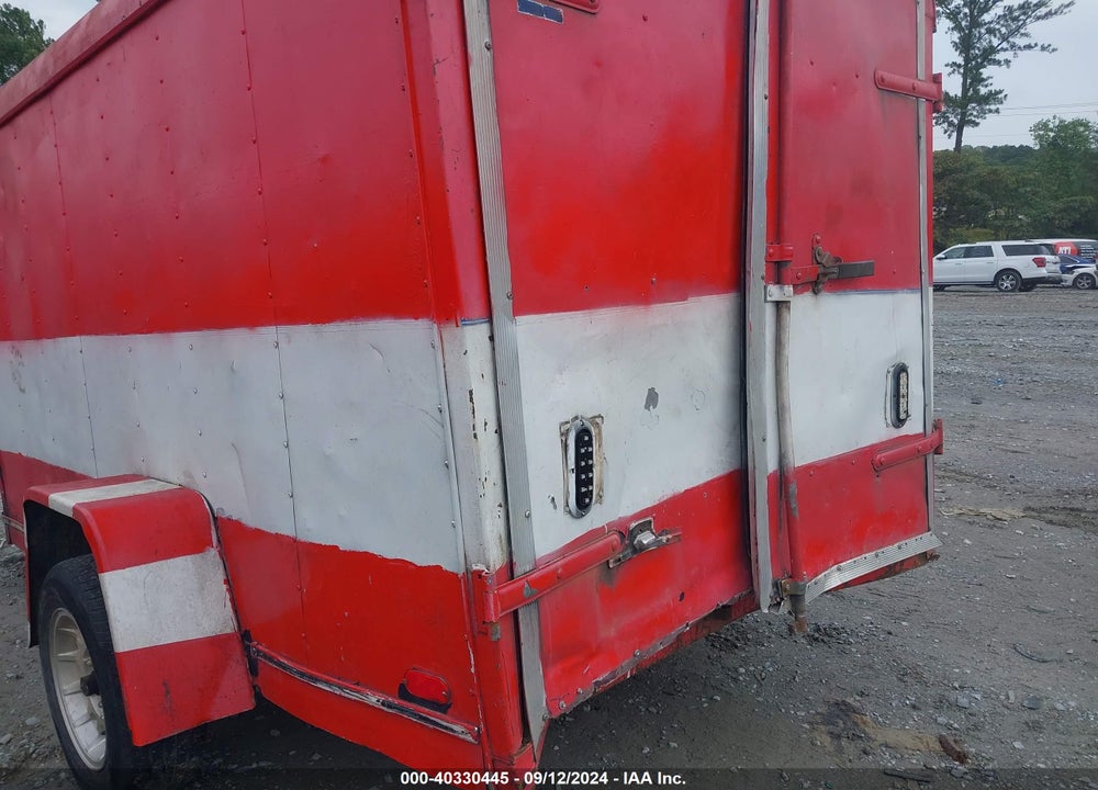 1991 BOX TRAILER VIN: T1040123