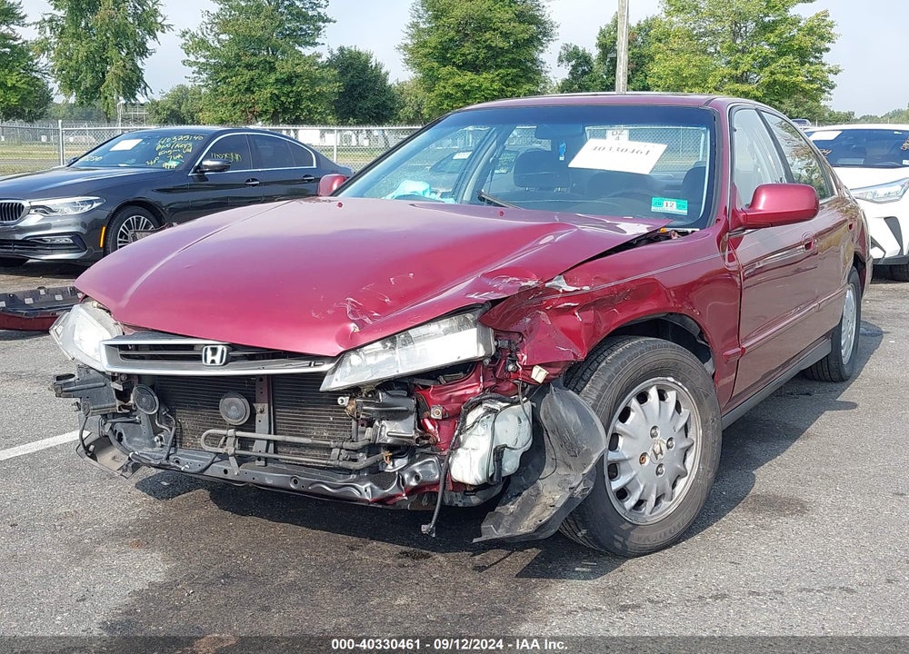 1996 HONDA ACCORD EX/EX-R VIN: 1HGCD5657TA002426