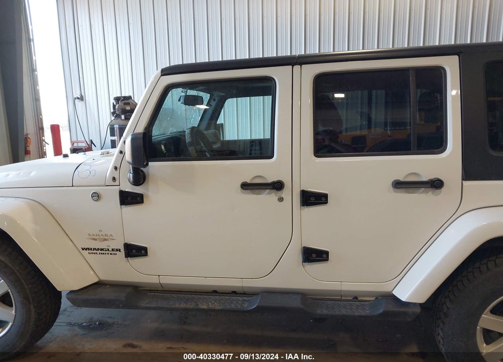 2015 JEEP WRANGLER UNLIMITED SAHARA VIN: 1C4BJWEG4FL736624