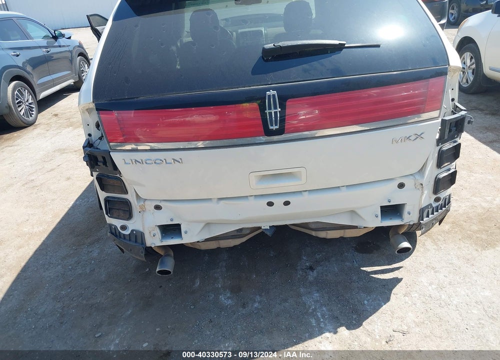2008 LINCOLN MKX VIN: 2LMDU88C78BJ20827